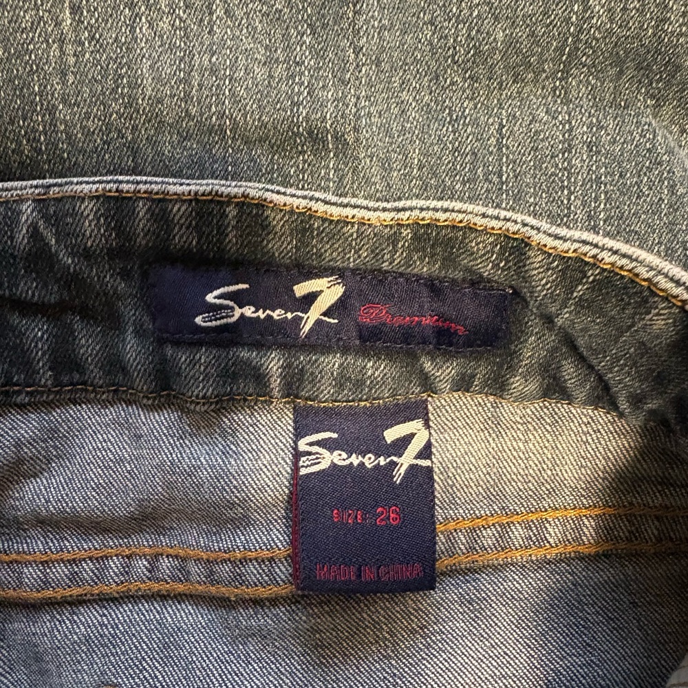 Seven7 Classic Blue Bootcut Jeans - Picture 3 of 5